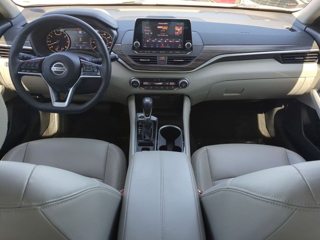 2022 Nissan Altima 2.5 SL photo 14