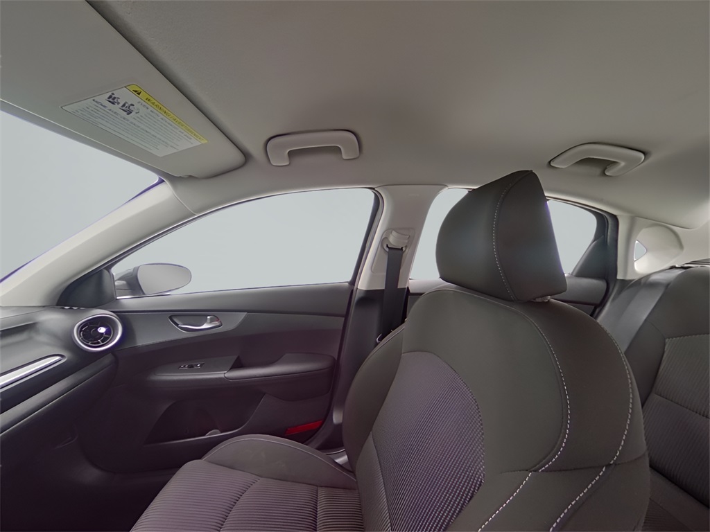 2021 Kia Forte LXS photo 37