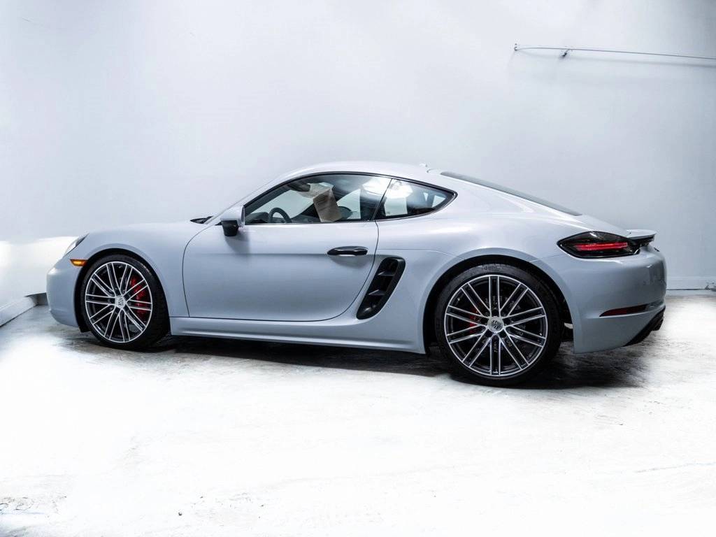 2025 Porsche Cayman S photo 2