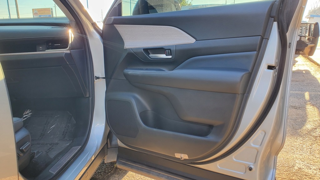 2024 Toyota Grand Highlander Limited photo 42