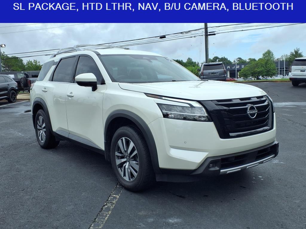 2023 Nissan Pathfinder SL's photo