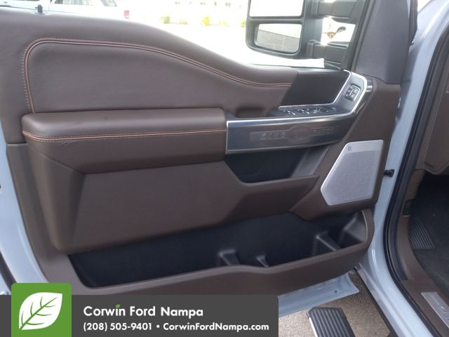 2025 Ford F-350 King Ranch photo 11