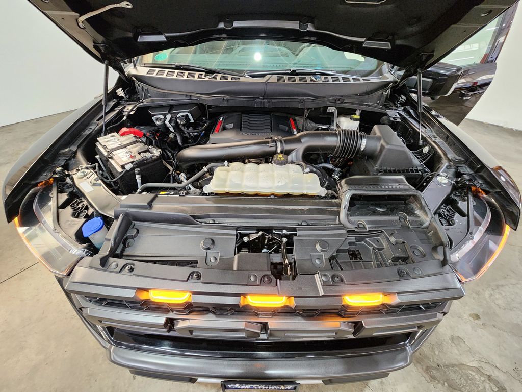 2022 Ford F-150 Raptor photo 3