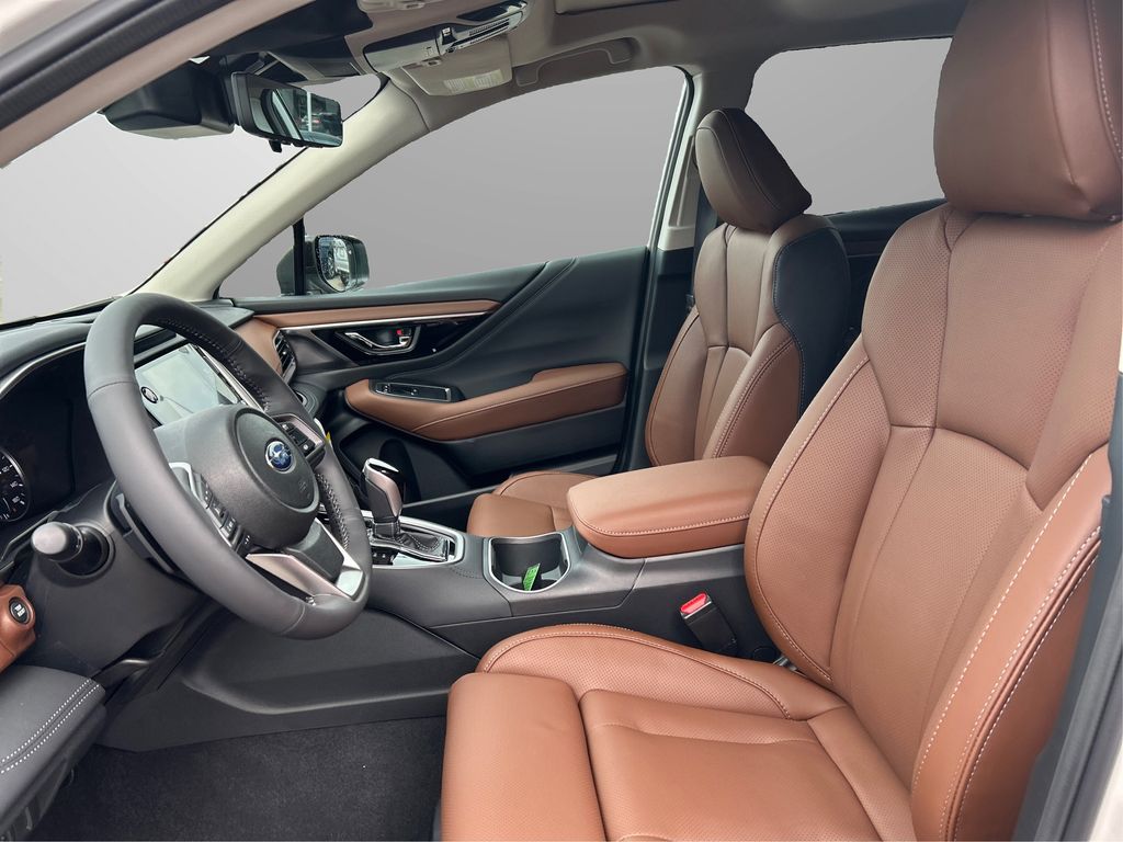2025 Subaru Outback Touring XT photo 9