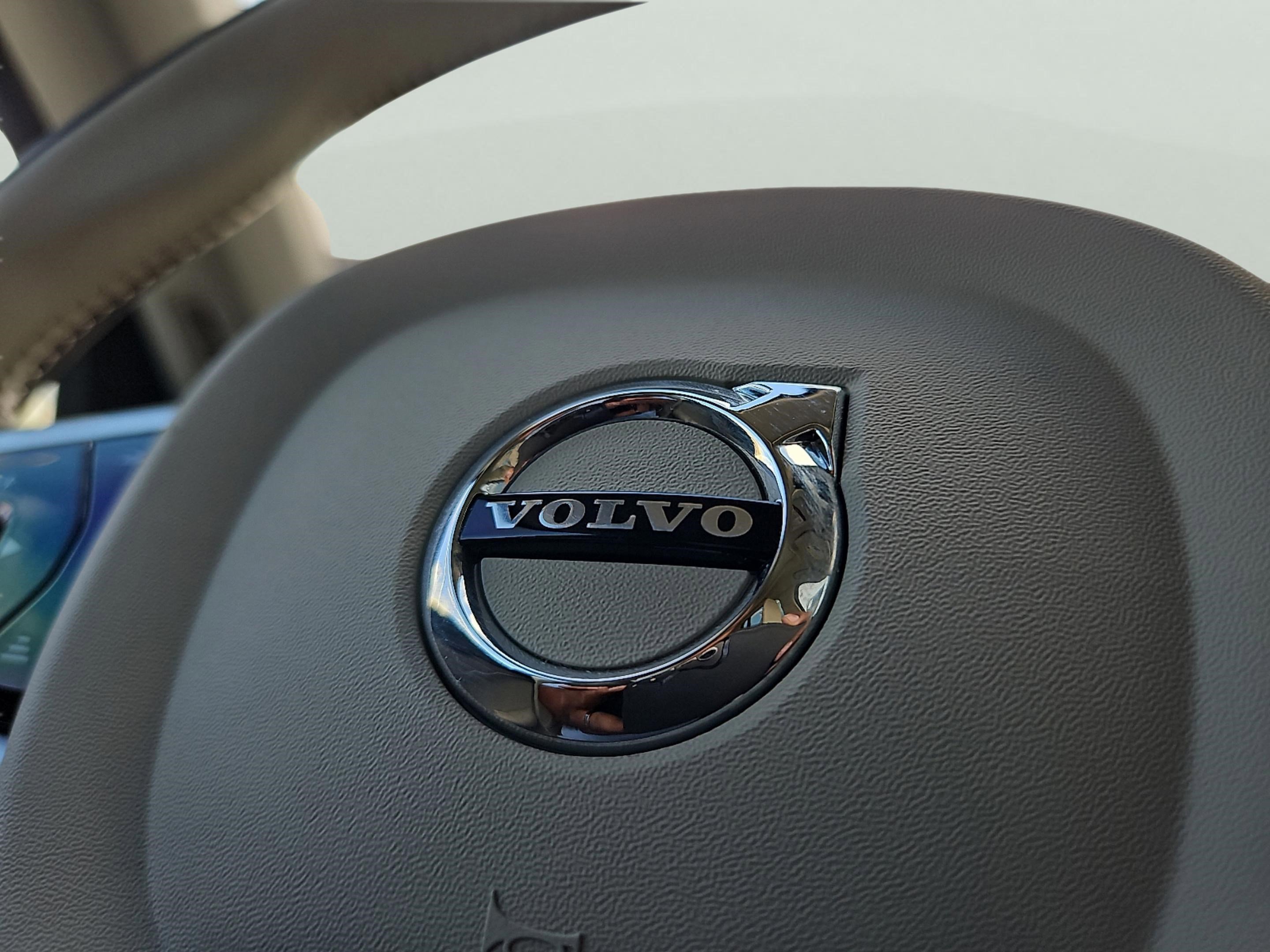 2023 Volvo XC90 Ultimate photo 25