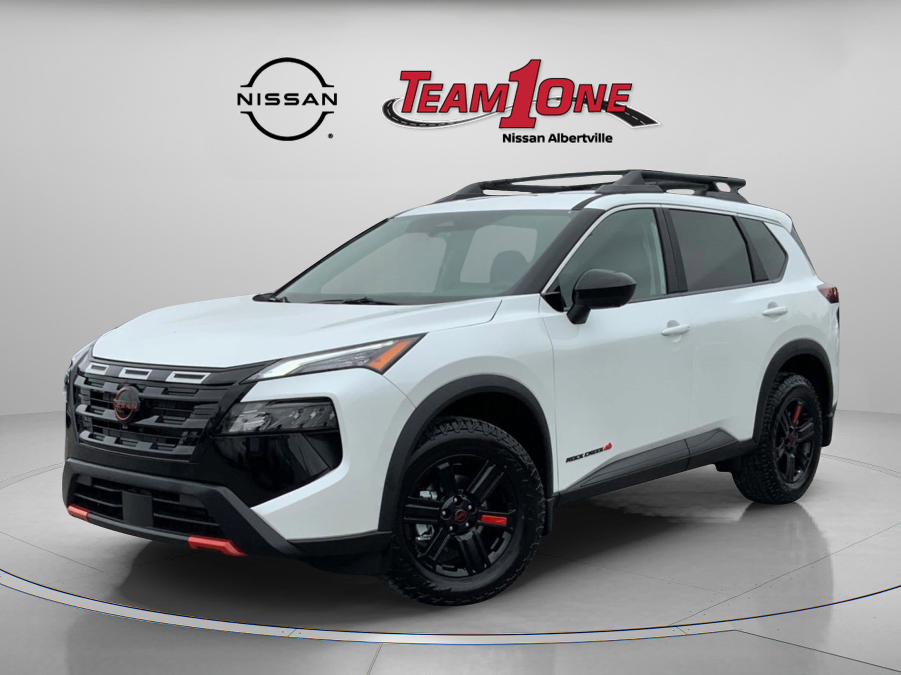 2026 Nissan Rogue AWD photo 2