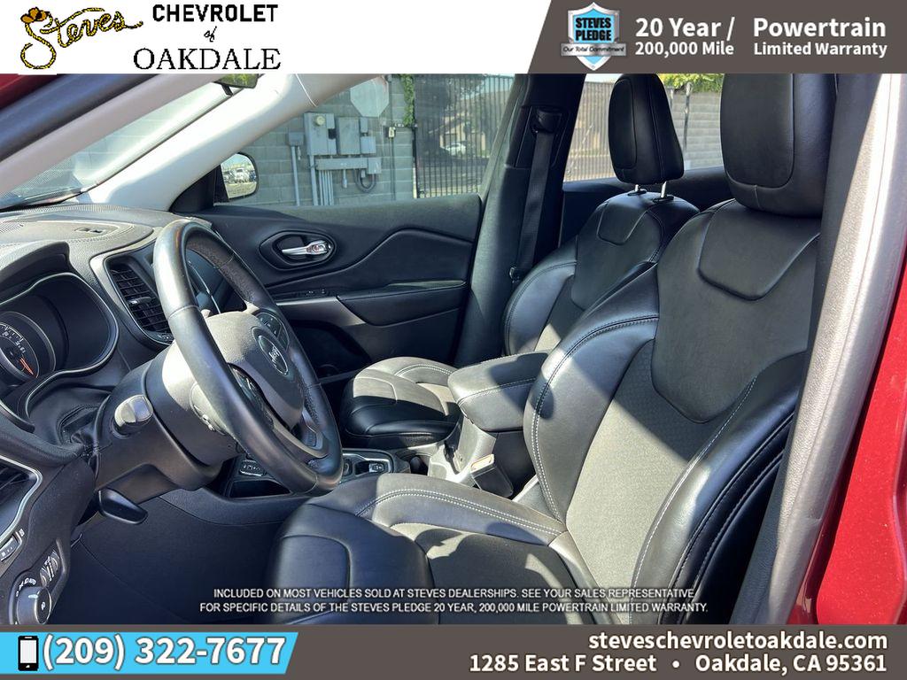 2019 Jeep Cherokee Latitude photo 20