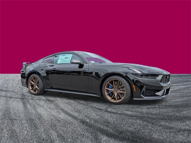2025 Ford Mustang Dark Horse Premium photo 2