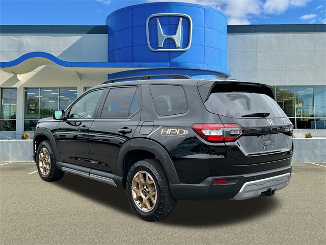 2024 Honda Pilot TrailSport photo 3