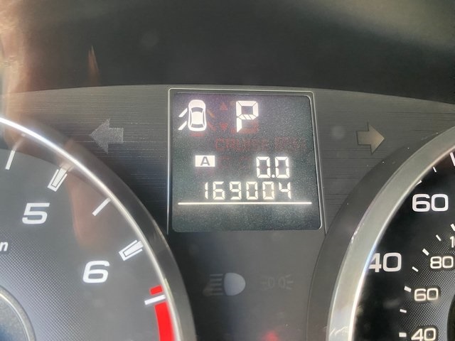 2011 Subaru Legacy 2.5i photo 9