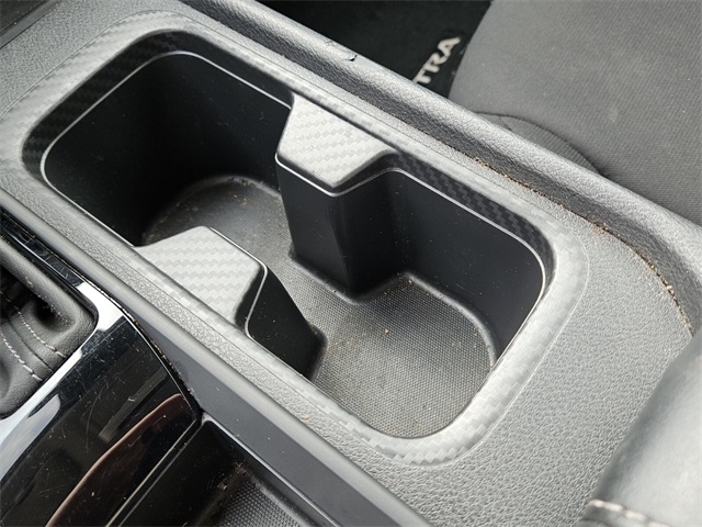 2024 Nissan Sentra S photo 18