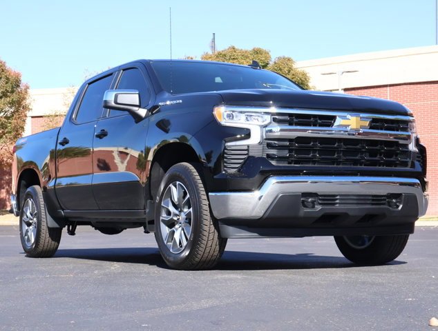 2026 Chevrolet Silverado 1500 LT's photo