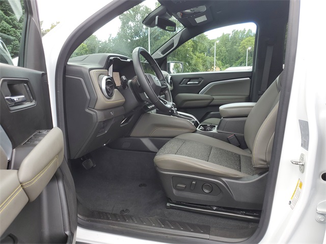 2023 Chevrolet Colorado ZR2 photo 9