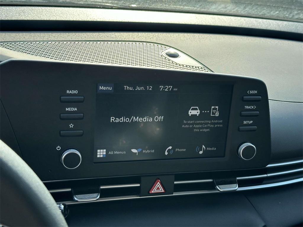 2025 Hyundai Elantra Hybrid Blue photo 3