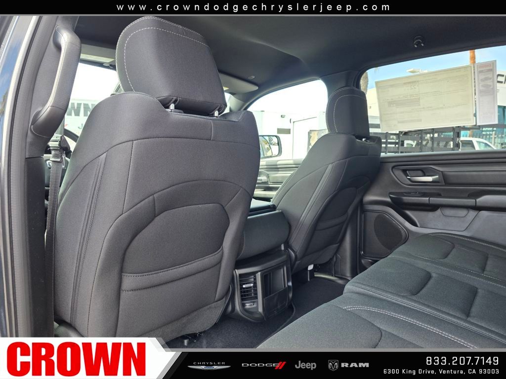 2025 Ram 1500 Tradesman photo 13
