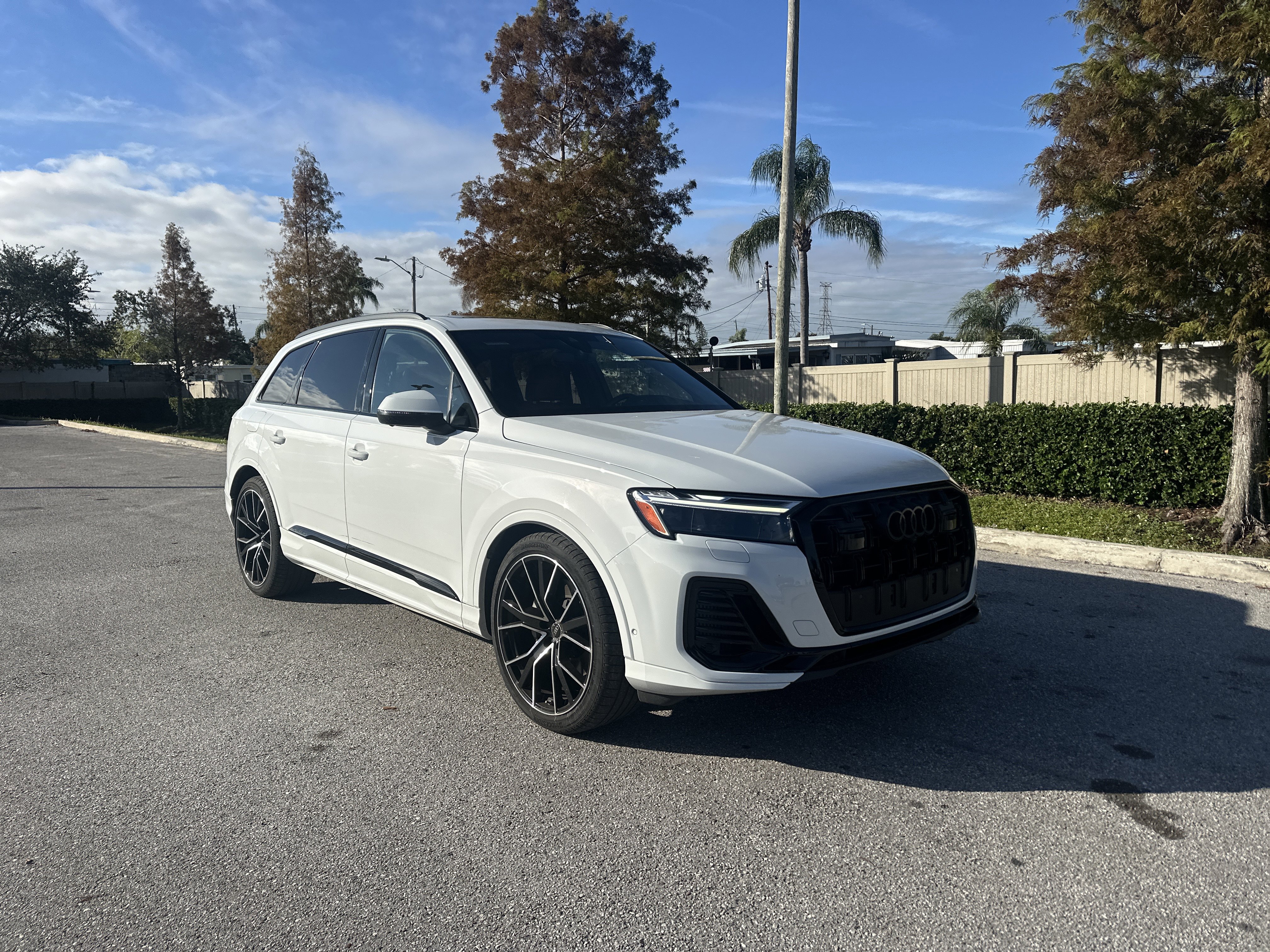 2025 Audi Q7 Premium Plus's photo