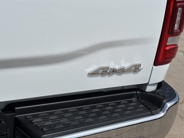 2024 Ram 2500 Big Horn photo 6