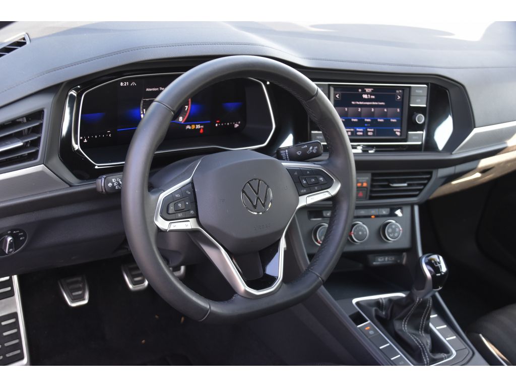 2024 Volkswagen Jetta Sport photo 10
