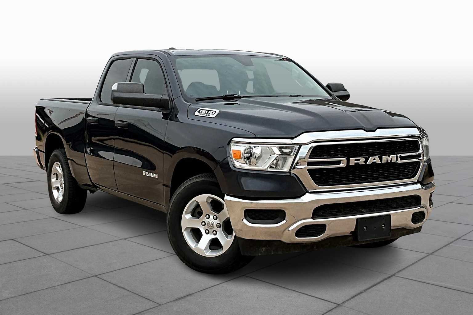 2019 Ram 1500 Tradesman photo 2