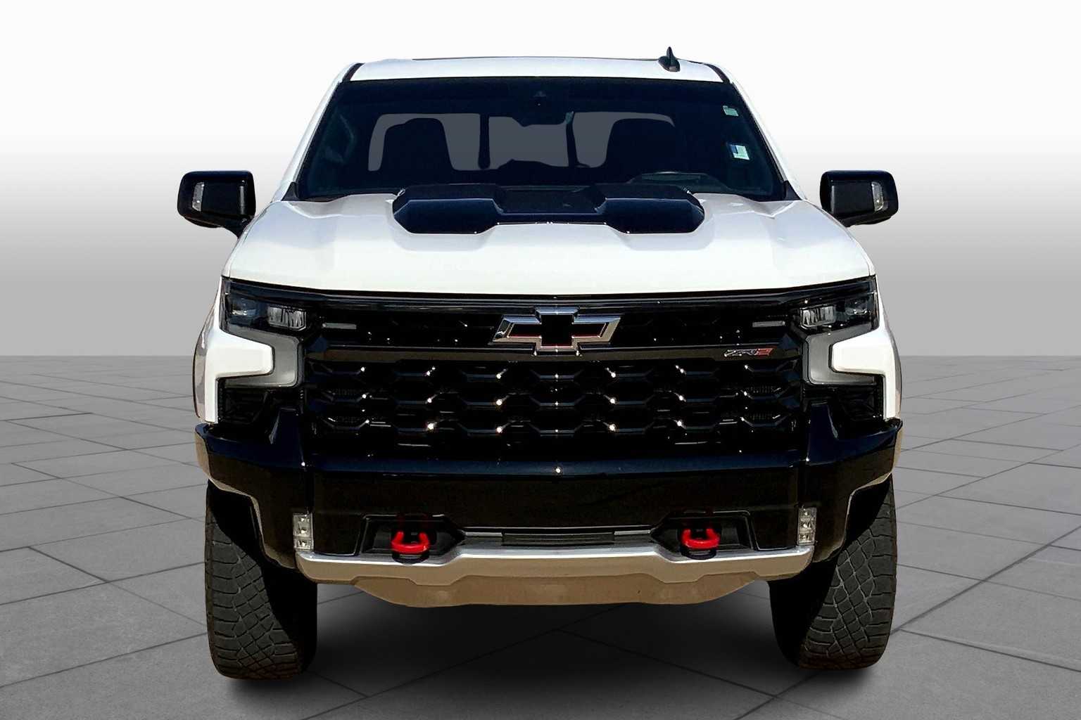 2024 Chevrolet Silverado 1500 ZR2 photo 2