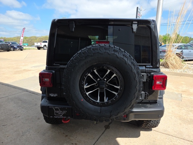 2025 Jeep Wrangler Rubicon X photo 6