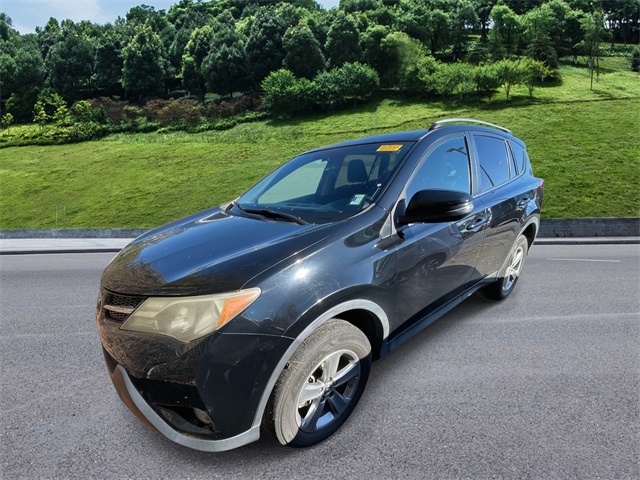 2015 Toyota RAV4 XLE's photo