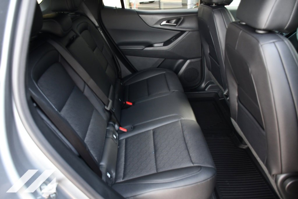 2026 Chevrolet Equinox LT photo 30