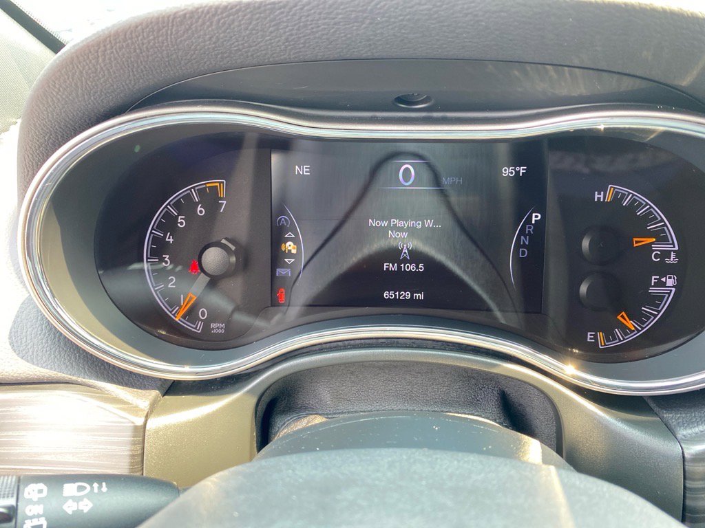 2021 Jeep Grand Cherokee Laredo E photo 16