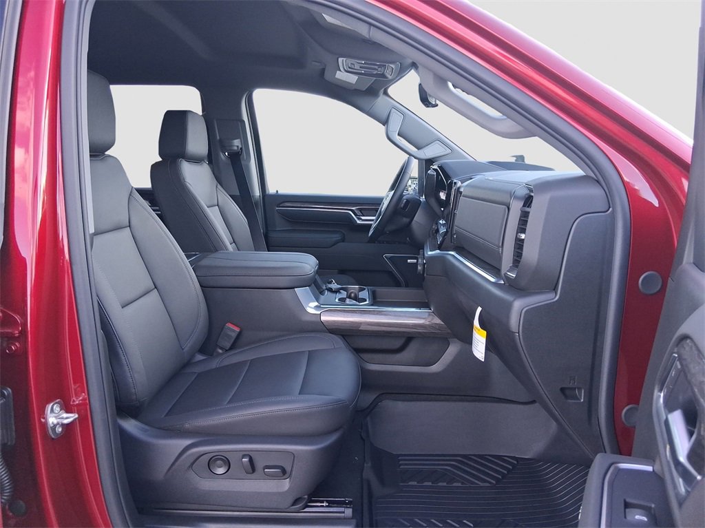 2026 Chevrolet Silverado 2500HD LTZ photo 18