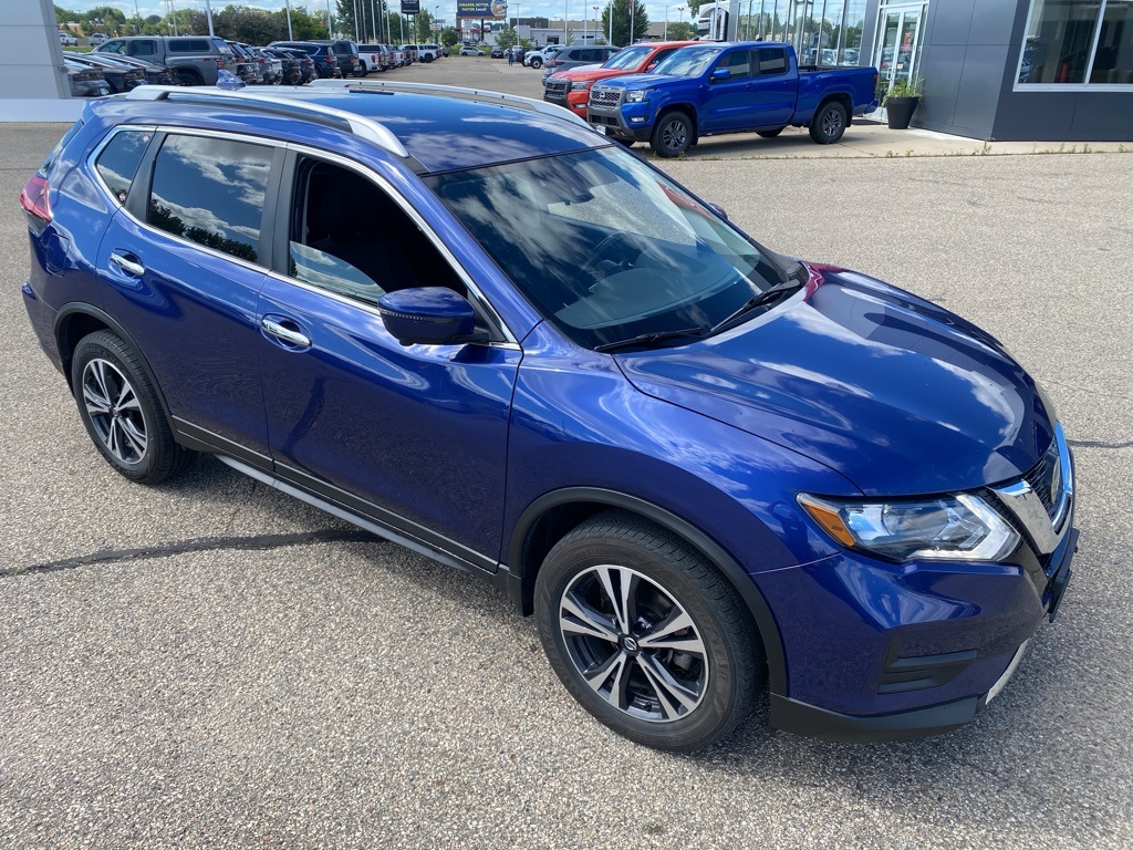 Used 2019 Nissan Rogue SV with VIN JN8AT2MV4KW379103 for sale in Rochester, Minnesota