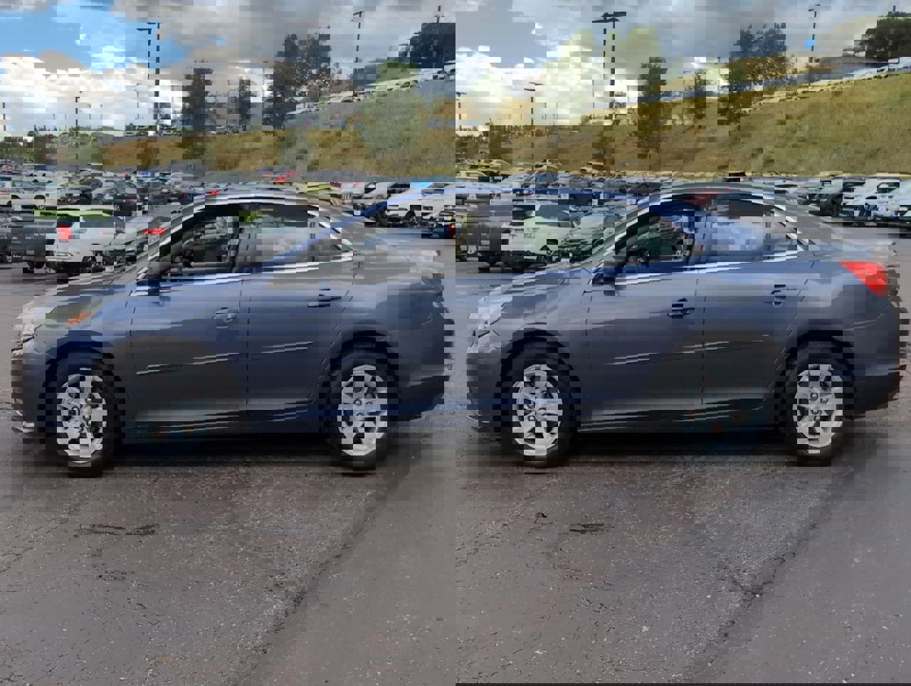2014 Chevrolet Malibu LS photo 3