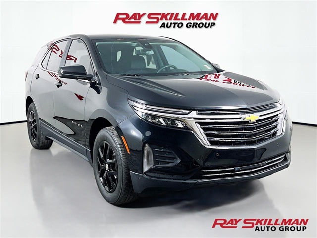 2024 Chevrolet Equinox LT's photo