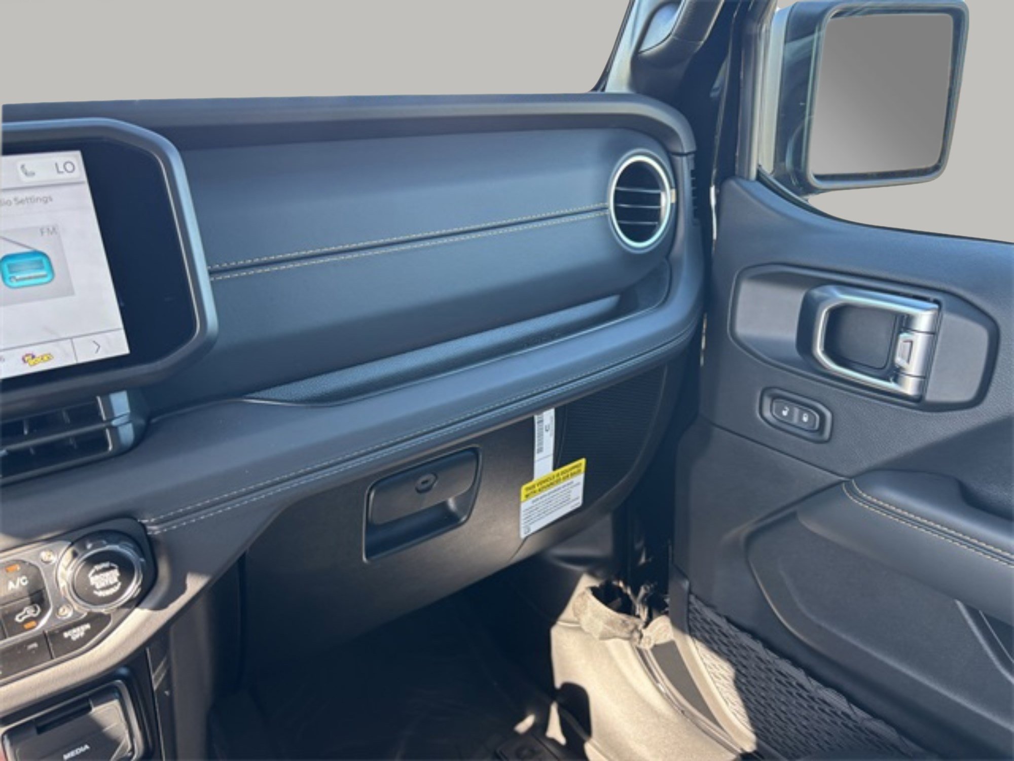 2025 Jeep Gladiator Texas Trail photo 15