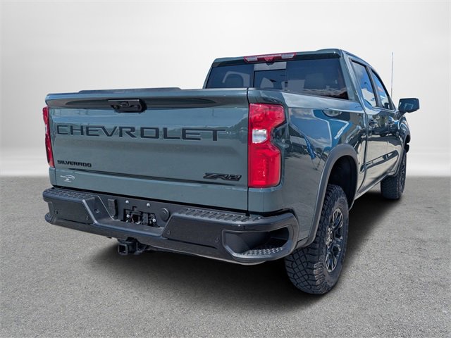 2025 Chevrolet Silverado 1500 ZR2 photo 2