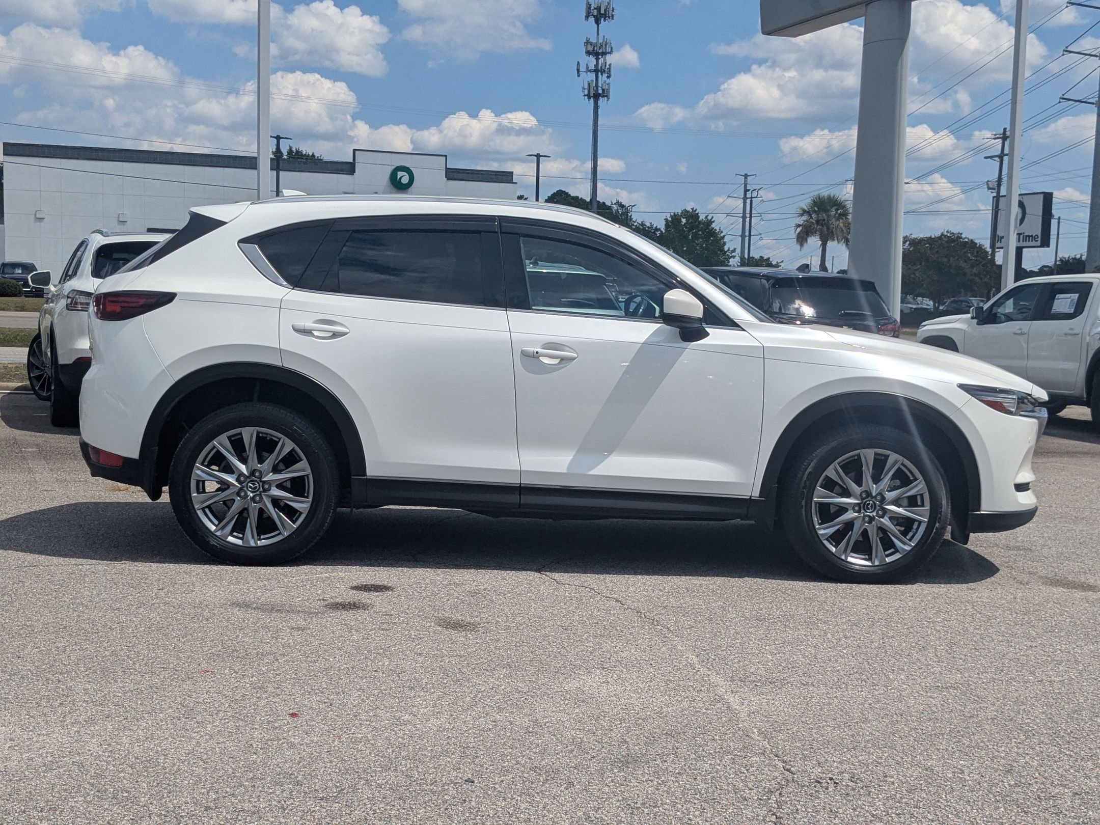 2020 Mazda CX-5 Signature photo 4