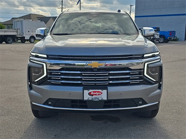 2025 Chevrolet Tahoe Premier photo 2