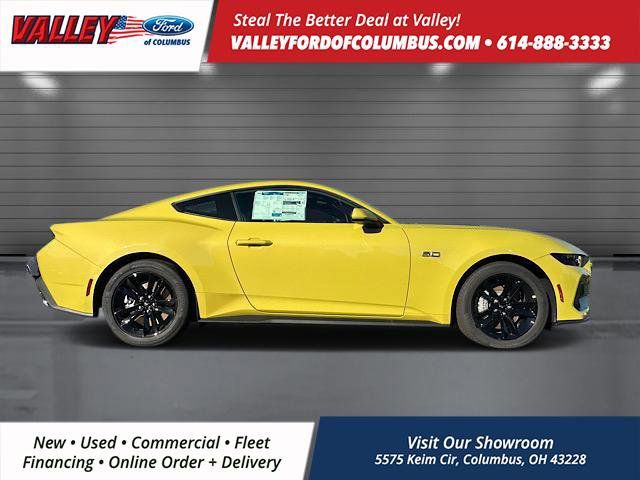 2025 Ford Mustang GT photo 3