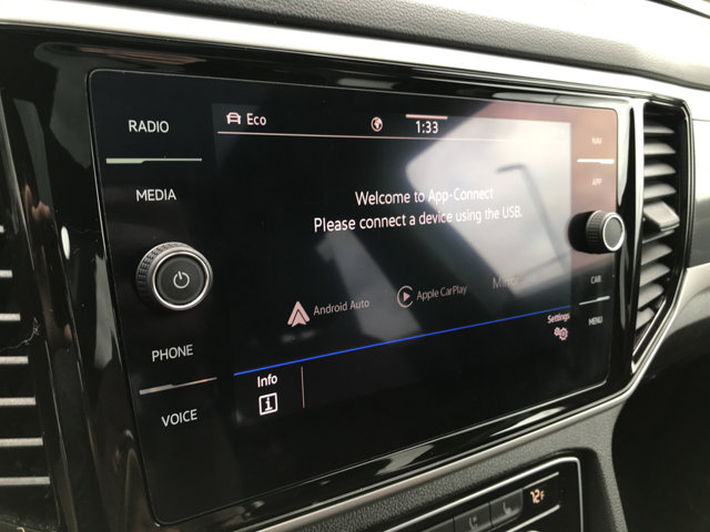 2022 Volkswagen Atlas Cross Sport V6 SEL Premium R-Line photo 20