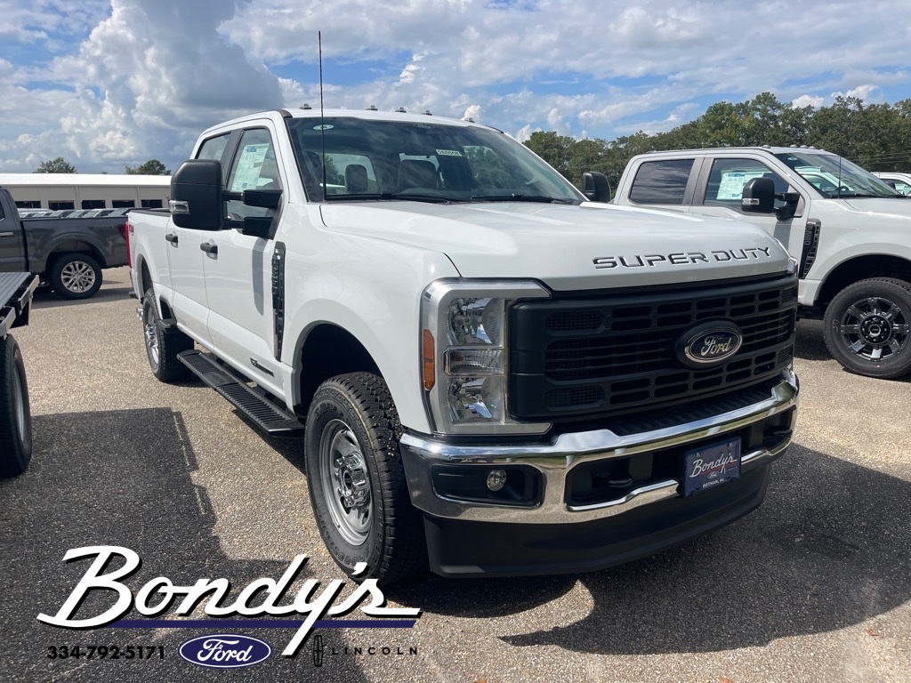 2026 Ford F-350 Super Duty XL's photo