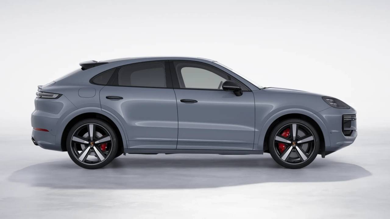 2026 Porsche Cayenne S Coupe photo 7