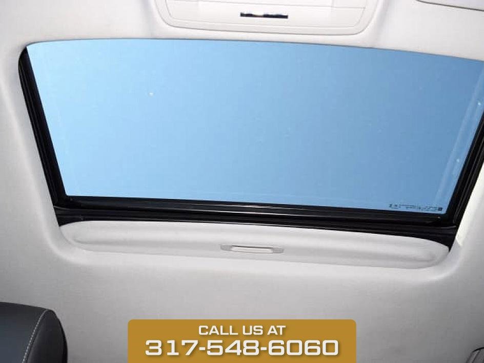 2020 Chevrolet Suburban LT photo 22