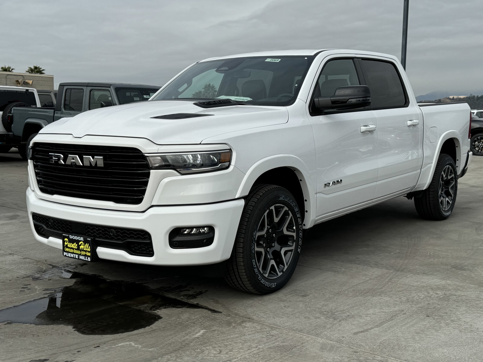 2025 Ram 1500 Laramie photo 3