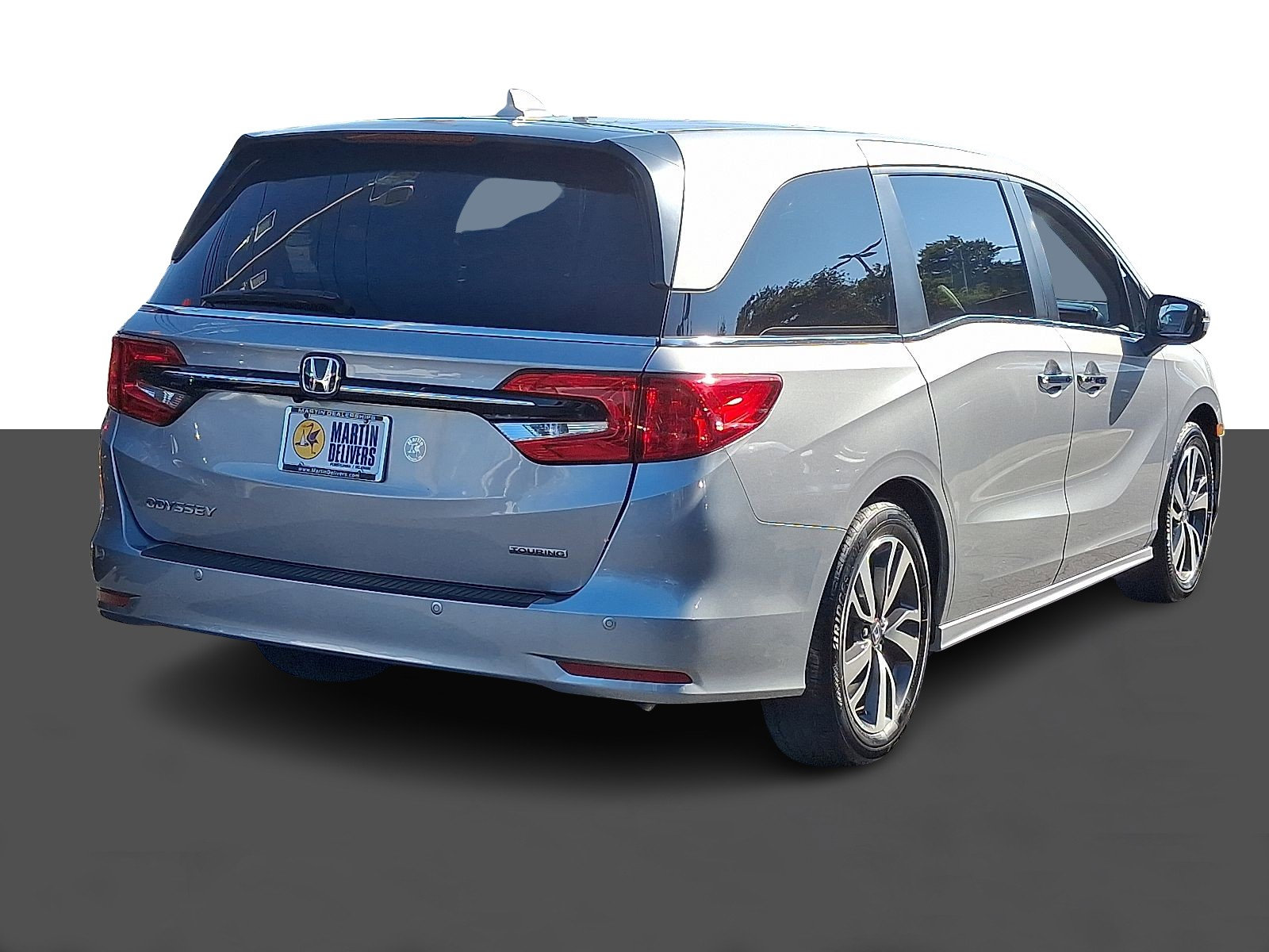 2023 Honda Odyssey Touring photo 6