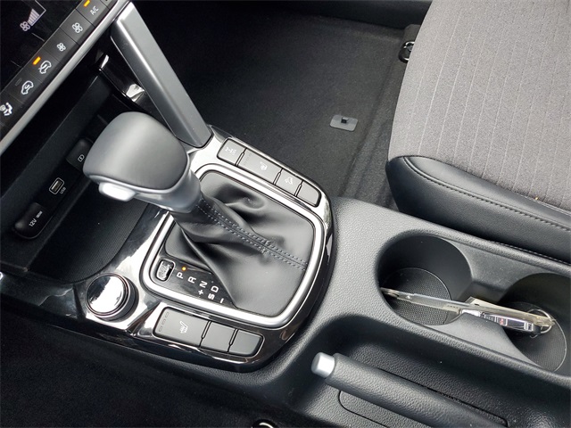 2023 Kia Seltos S photo 21