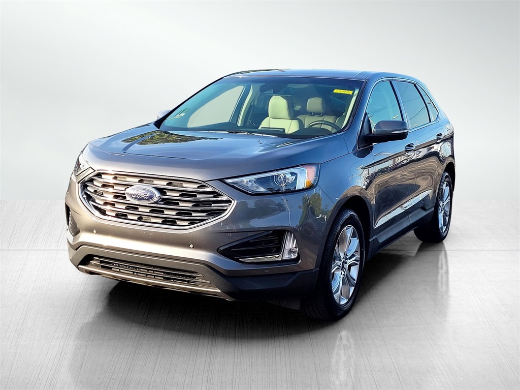 2022 Ford Edge Titanium photo 9