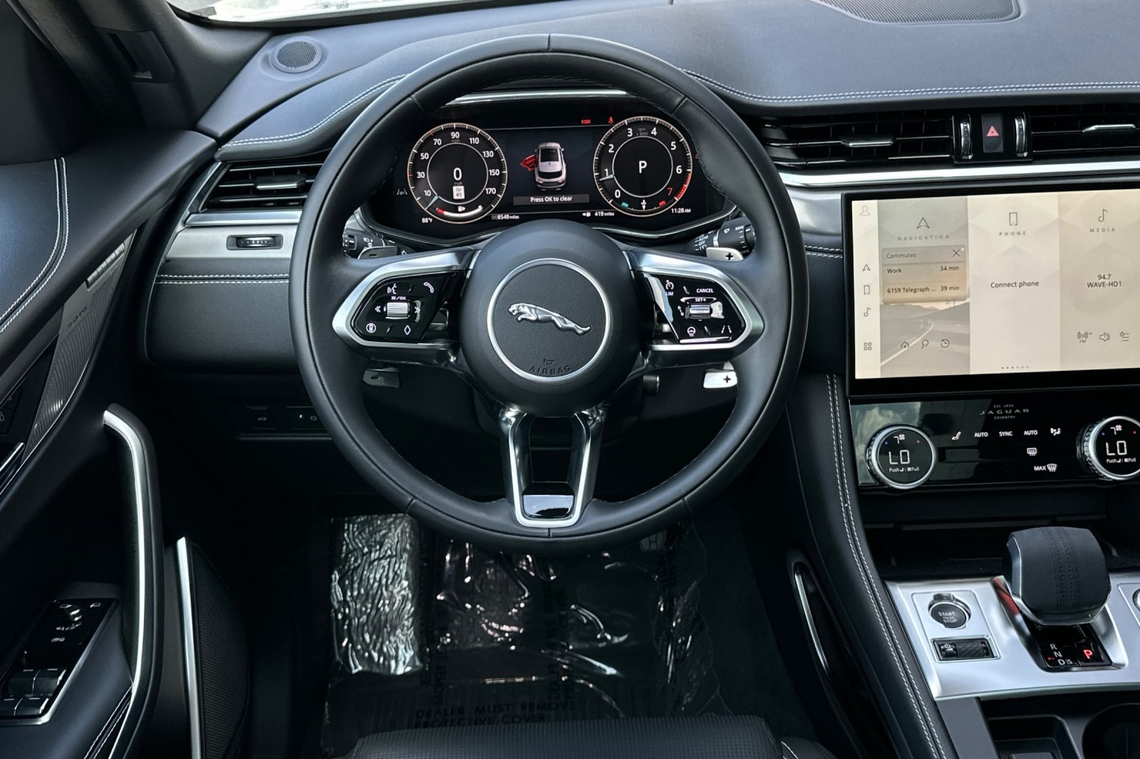 2025 Jaguar F-PACE P250 R-Dynamic S photo 12