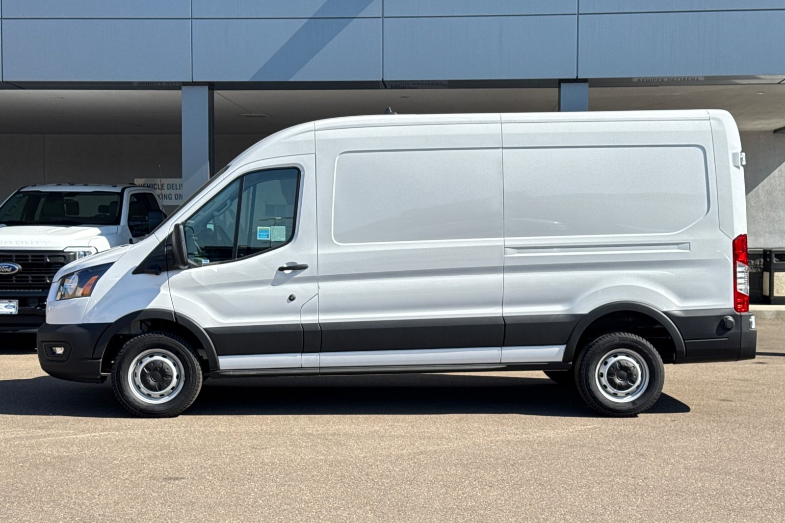 2024 Ford Transit Cargo Van photo 4