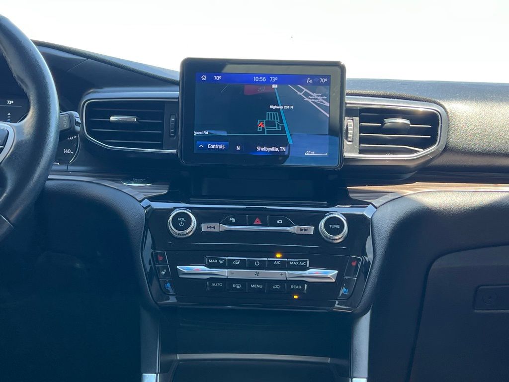 2022 Ford Explorer Limited photo 21