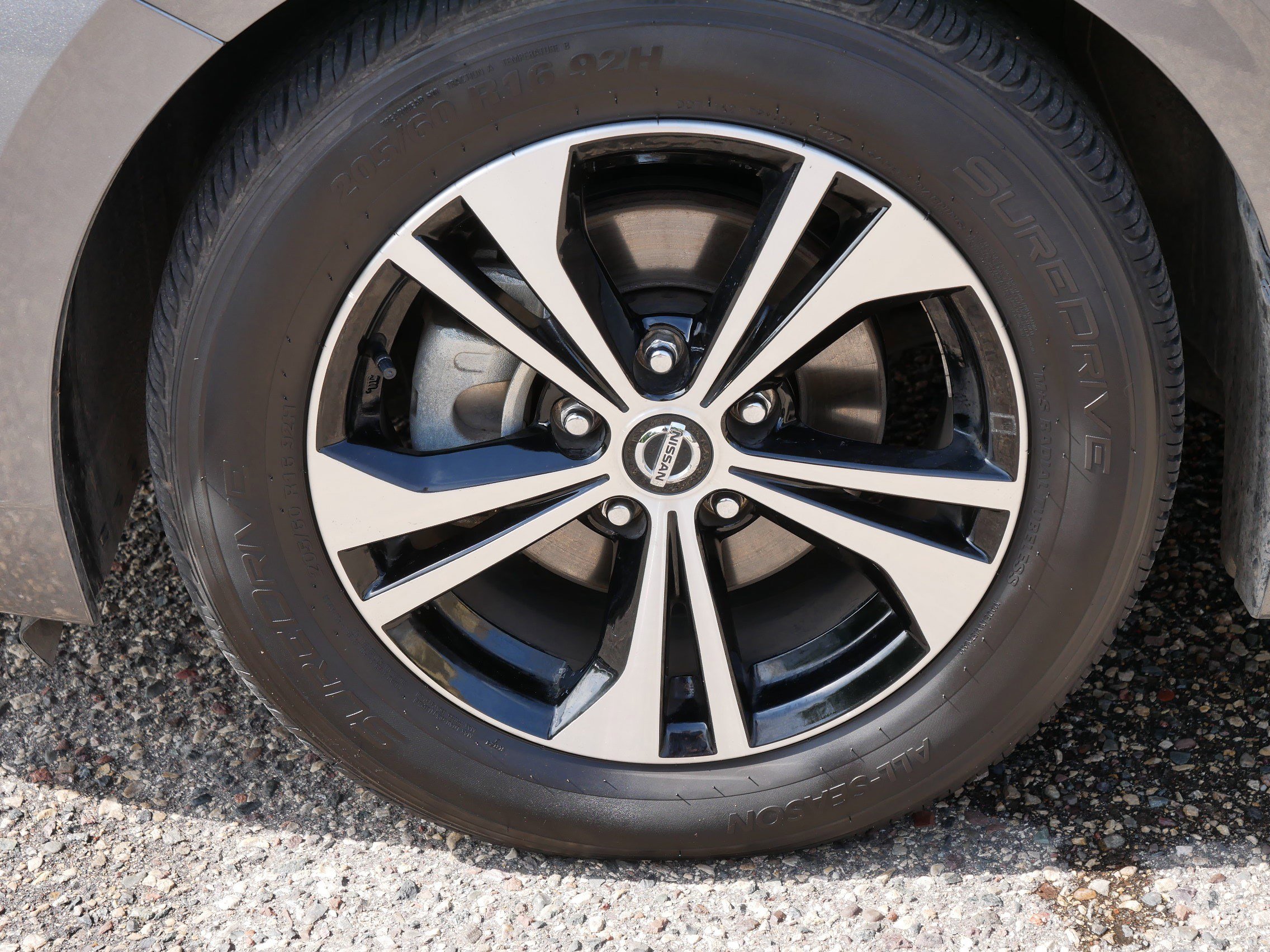 2023 Nissan Sentra SV photo 15