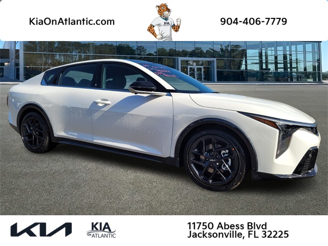 2025 Kia K4 GT-Line Turbo's photo
